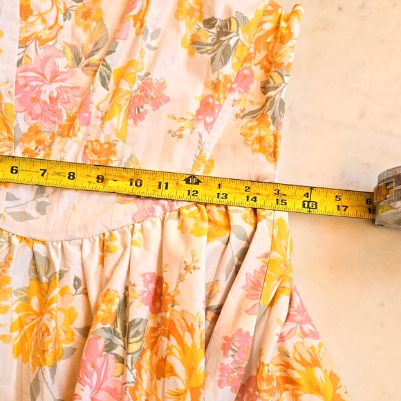 NWT Bloomingdales Wayf corset midi in Garden roses yellow floral size large - Picture 16 of 16